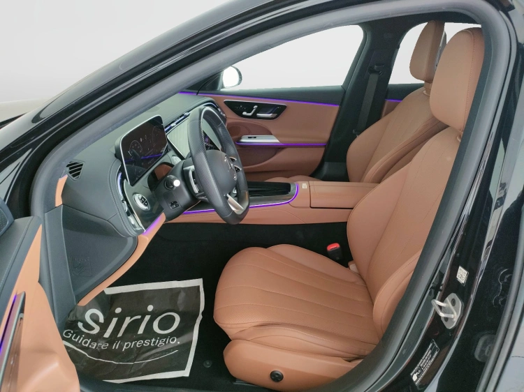 15 - Mercedes-Benz Classe E 220 d AMG Line Advanced Plus auto