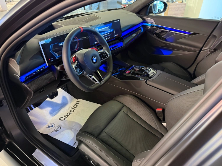 14 - BMW M M5 M5 Touring