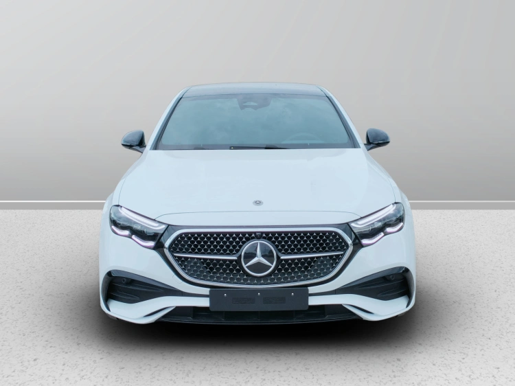 2 - Mercedes-Benz Classe E 220 d 4MATIC