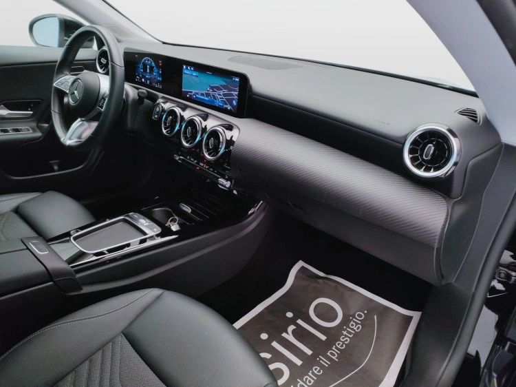 14 - Mercedes-Benz CLA Shooting Brake 180 d Advanced auto