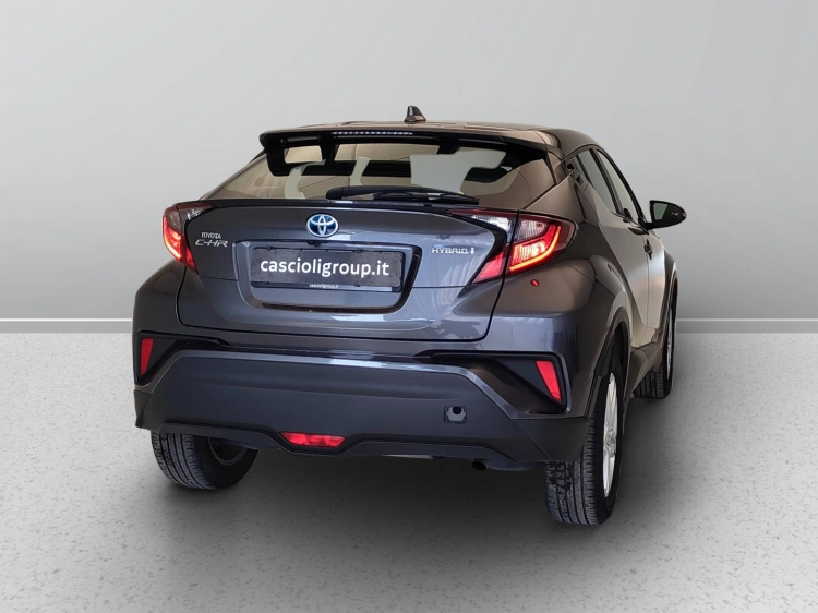 6 - Toyota C-HR C-HR 1.8h Business e-cvt