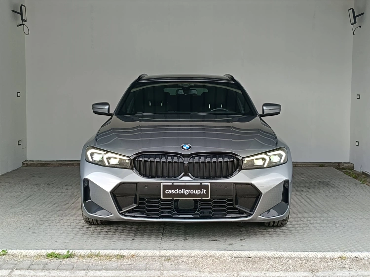 2 - BMW Serie 3 320d Touring mhev 48V Msport xdrive auto