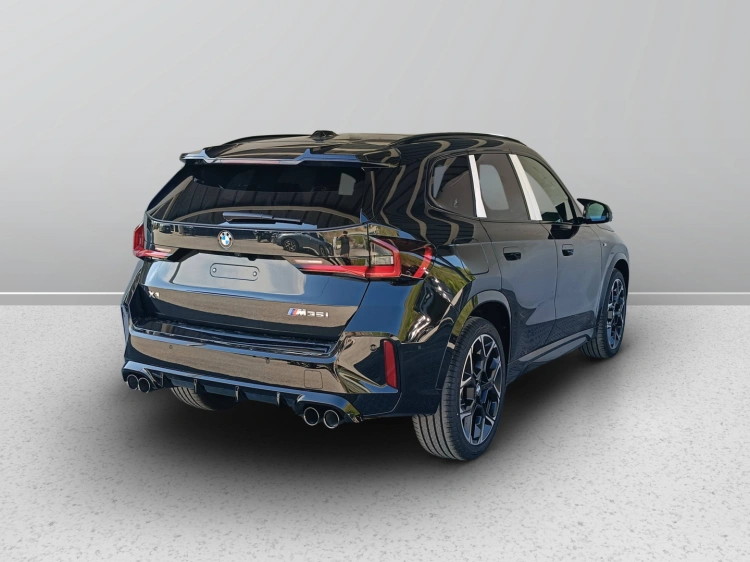 5 - BMW X1 M BMW X1 M35i xDrive