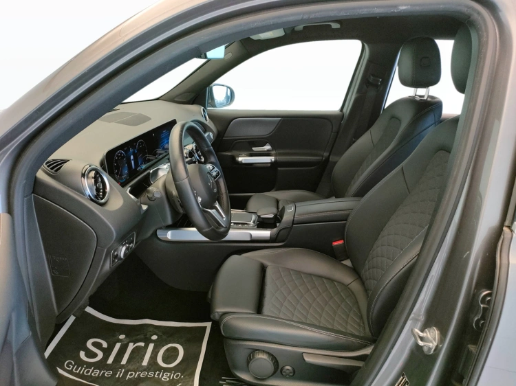 11 - Mercedes-Benz GLB 200 d Sport auto 7p.ti