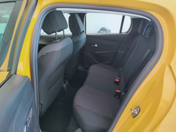 12 - Peugeot 208 208 1.2 puretech Active Pack s&s 75cv