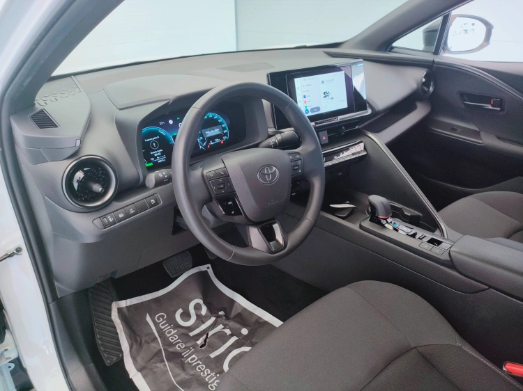 15 - Toyota C-HR C-HR 2.0 phev Trend eco fwd e-cvt