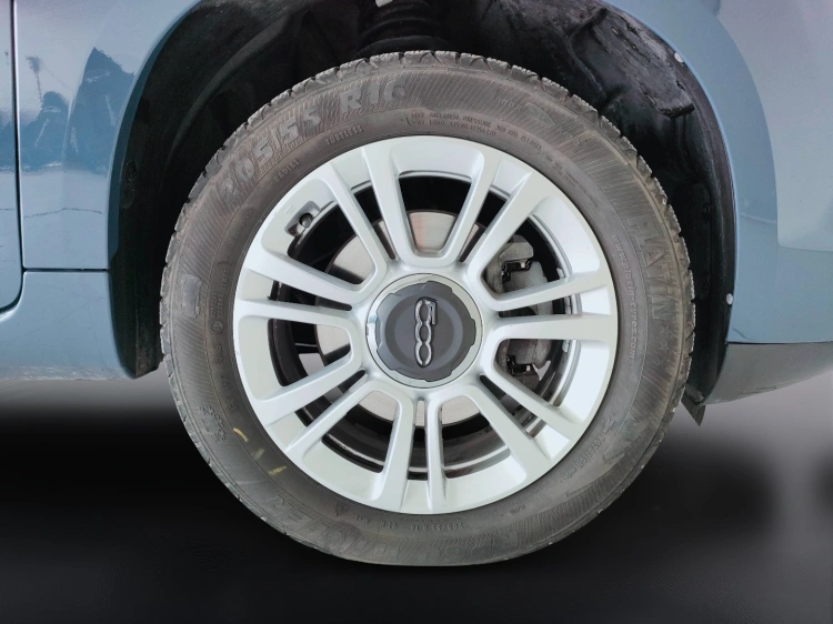 9 - Fiat 500 500L 1.3 mjt Lounge 95cv