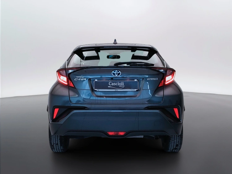 4 - Toyota C-HR C-HR 1.8h Active e-cvt