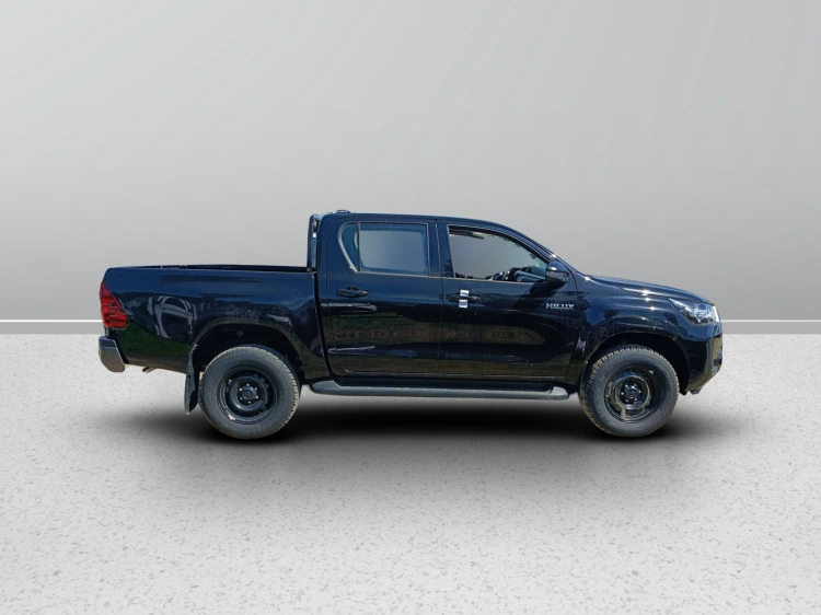 6 - Toyota Professional Hilux HILUX 2.4D A DC 4WD CMF MY24
