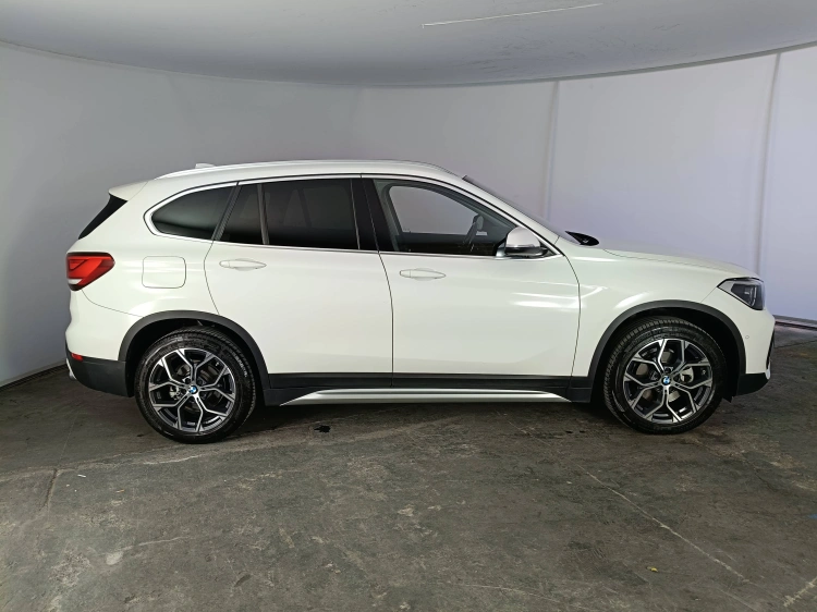 3 - BMW X1 X1 xdrive18d xLine Plus auto