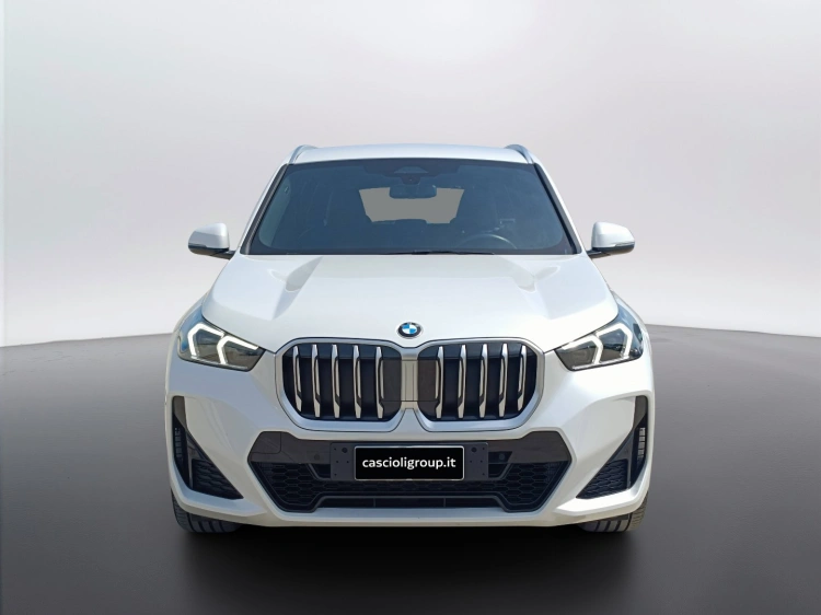 2 - BMW X1 X1 sdrive18d MSport auto