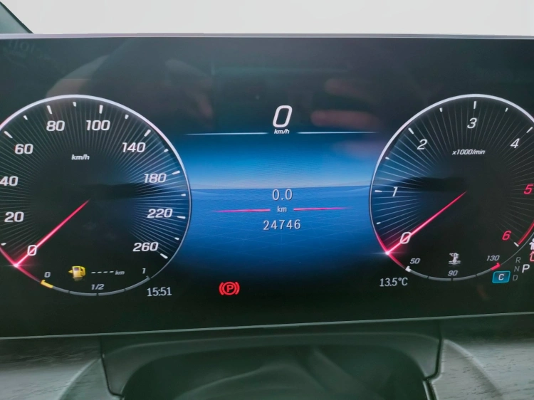 18 - Mercedes-Benz Classe V Extralong 250 d Avantgarde auto