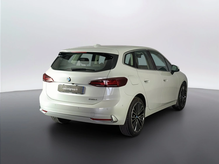 6 - BMW Serie 2 218d Active Tourer Luxury auto