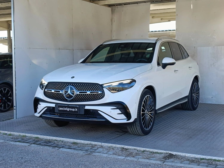 1 - Mercedes-Benz GLC 220 d AMG Premium 4matic auto