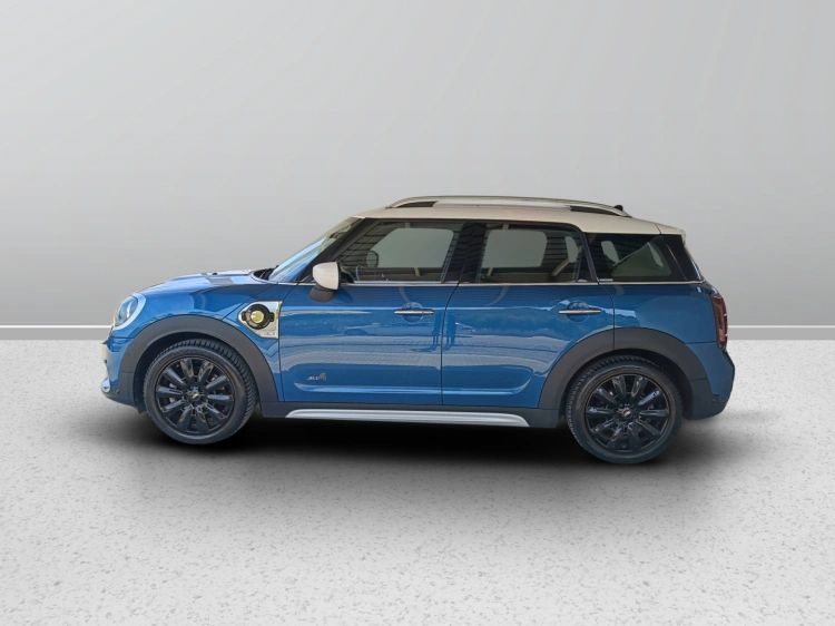 3 - MINI Countryman Mini Countryman 1.5 Cooper SE Hype all4 auto