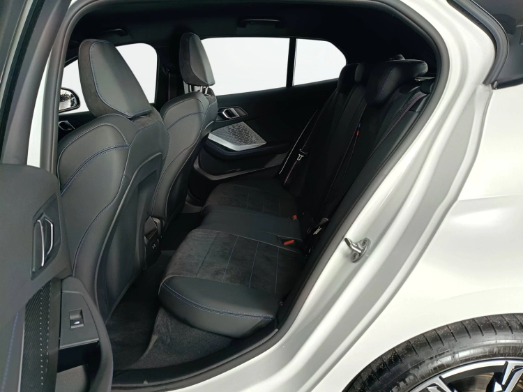 9 - BMW Serie 1 118d MSport Pro auto