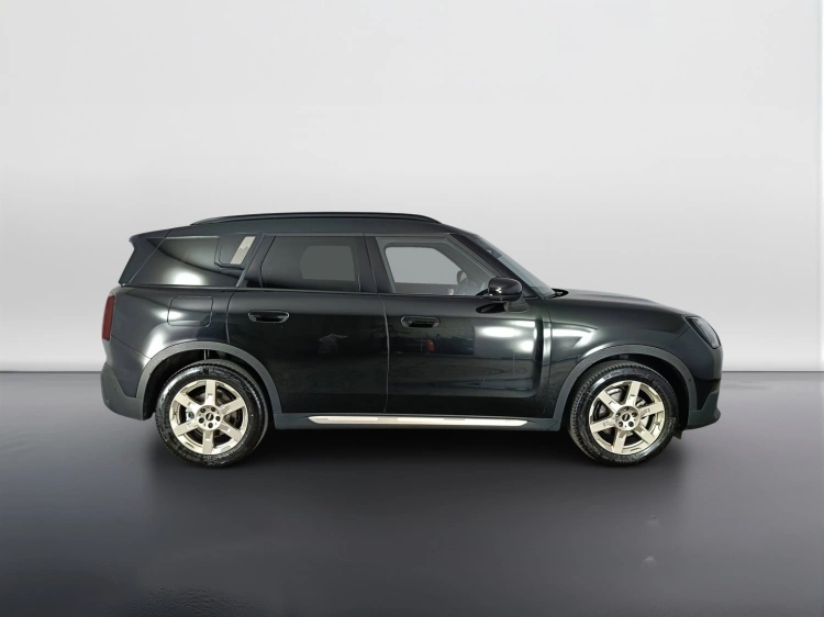 3 - MINI Countryman Mini Countryman 2.0 48V D Classic auto