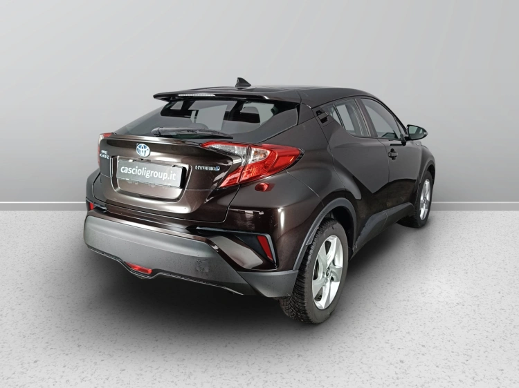 5 - Toyota C-HR C-HR 1.8h Active 2wd e-cvt