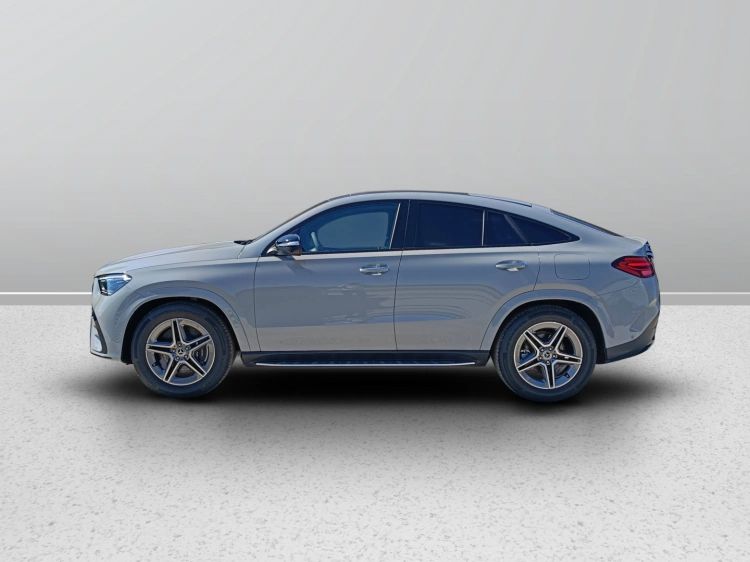 3 - Mercedes-Benz GLE GLE 350 de 4MATIC Plug-in hybrid Coupe