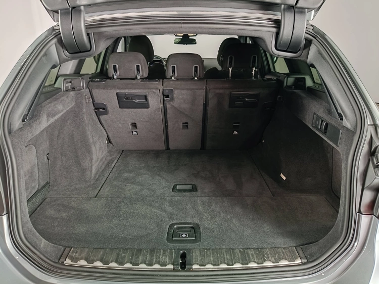 25 - BMW Serie 3 320d Touring mhev 48V Msport xdrive auto