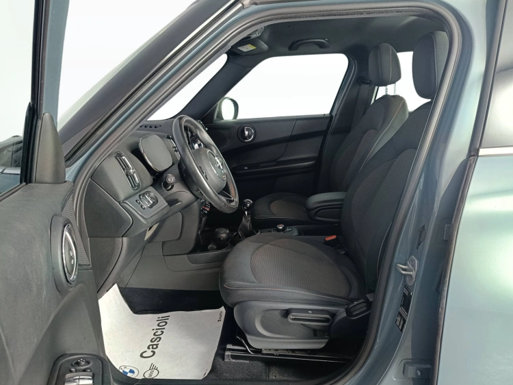 8 - MINI Countryman Mini Countryman 1.5 One Classic