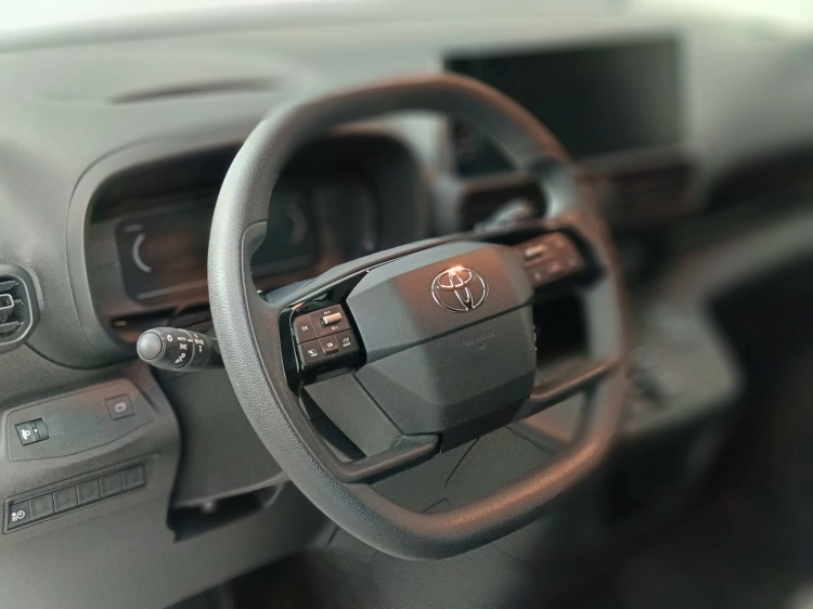 17 - Toyota Professional Proace City Electric 2024 Proace City electric L1 50kWh D Comfort