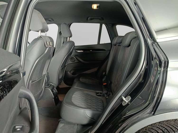 9 - BMW X1 X1 sdrive18d xLine auto my18