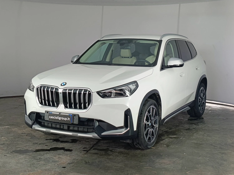1 - BMW X1 X1 sdrive18d X-Line auto