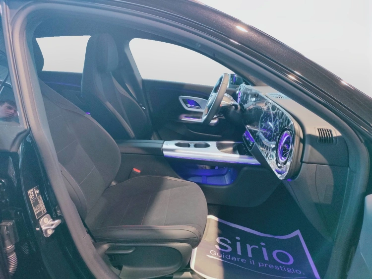 12 - Mercedes-Benz CLA 250+ Shooting Brake con tecnologia EQ