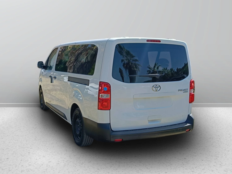 4 - Toyota Professional PROACE VERSO PROACE VERSOL2 2.0D144M LOU25