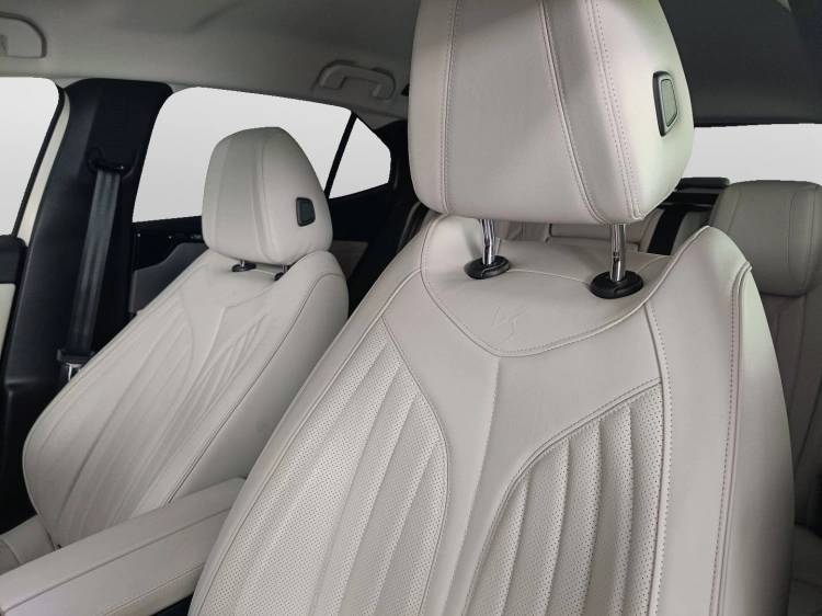 18 - Ds 4 DS4 1.5 bluehdi Esprit de Voyage 130cv auto