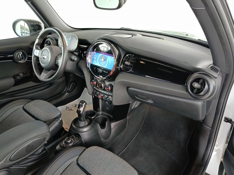 10 - MINI Cooper Mini 3p 1.5 Cooper Classic auto