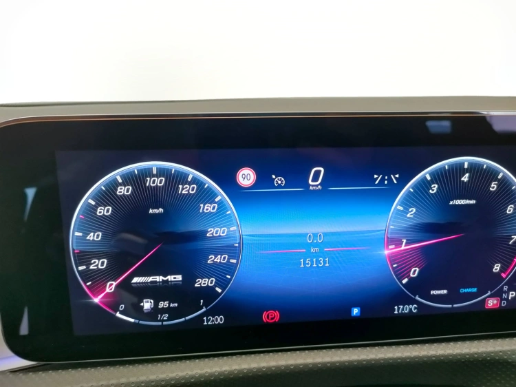 15 - Mercedes-Benz Classe A AMG 35 AMG Line Premium Plus 4matic auto
