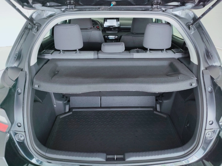 10 - Toyota Yaris Yaris 1.5h Active