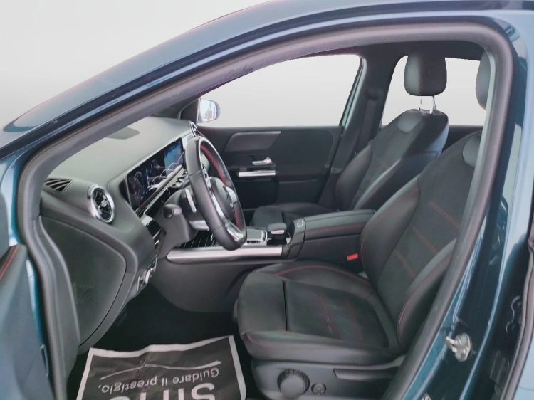 17 - Mercedes-Benz Classe B 180 d Premium auto