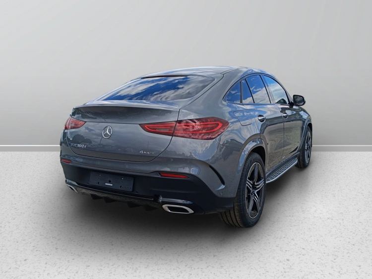 4 - Mercedes-Benz GLE GLE 300 d 4MATIC Coupe