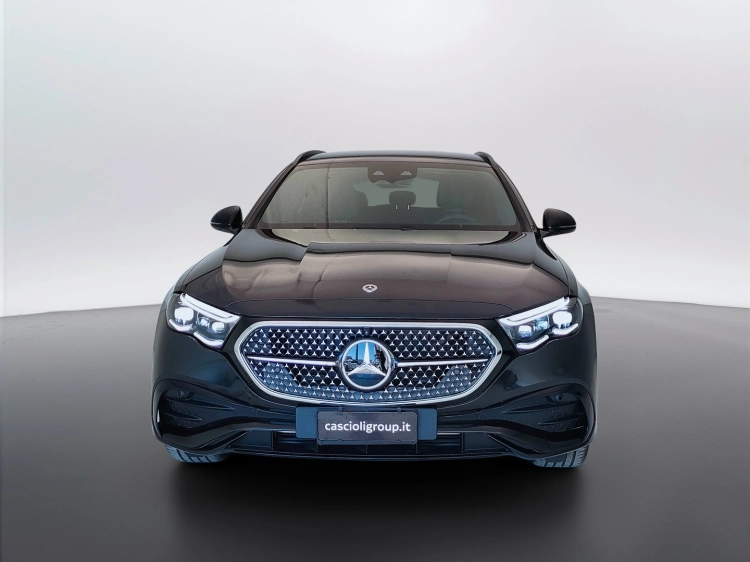 2 - Mercedes-Benz Classe E SW 220 d AMG Line Premium 4matic auto