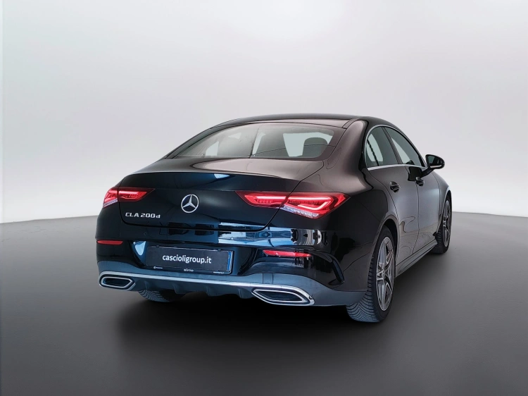 5 - Mercedes-Benz CLA Coupe 200 d Premium auto