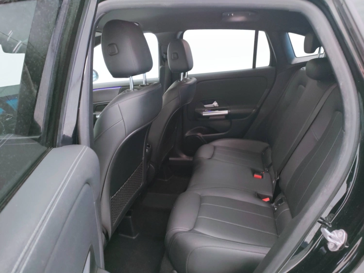 10 - Mercedes-Benz GLA 200 d Sport Plus auto