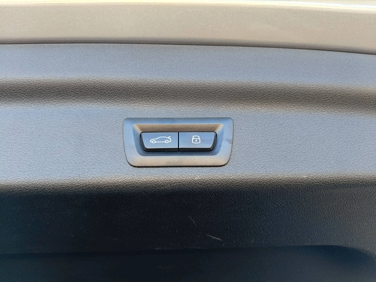 15 - BMW X1 X1 xdrive 25e MSport Pro auto