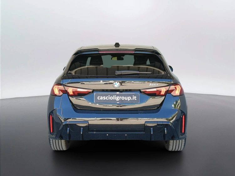 5 - BMW Serie 1 118d MSport Pro auto