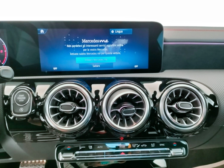 15 - Mercedes-Benz CLA 200 d Automatic Coupe'