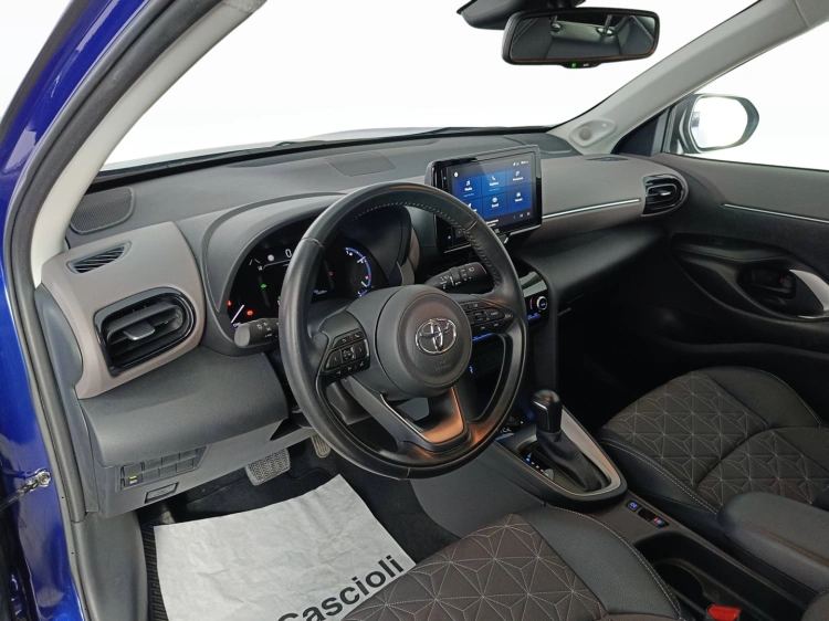 8 - Toyota Yaris Cross Yaris Cross 1.5h Lounge fwd 116cv e-cvt