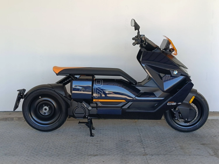1 - BMW Motorrad CE 04 CE 04 15kw Abs