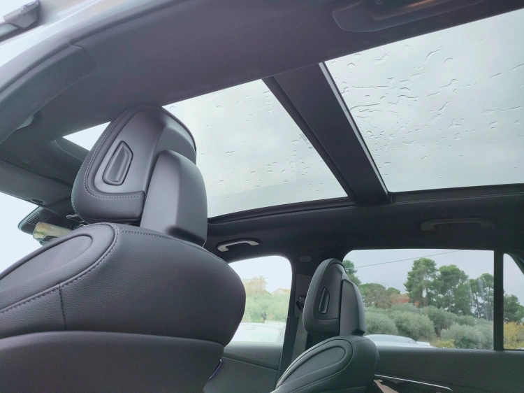 11 - Mercedes-Benz GLC 220 d 4MATIC