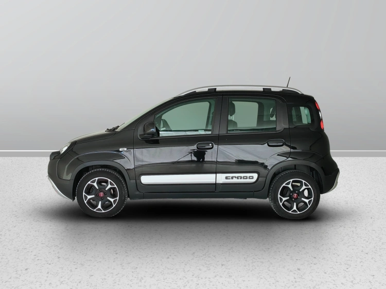 3 - Fiat Panda Panda 1.0 firefly hybrid Cross s&s 70cv 5p.ti