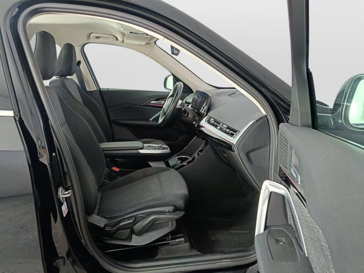 11 - BMW X1 X1 sdrive18d auto