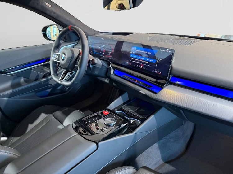 23 - BMW M M5 M5 Touring