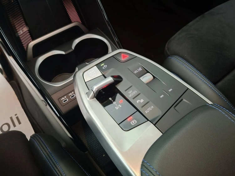 11 - BMW X1 X1 sdrive18d MSport auto