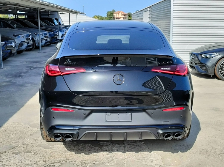 4 - Mercedes AMG GLC Mercedes-AMG GLC 43 4MATIC Coupe